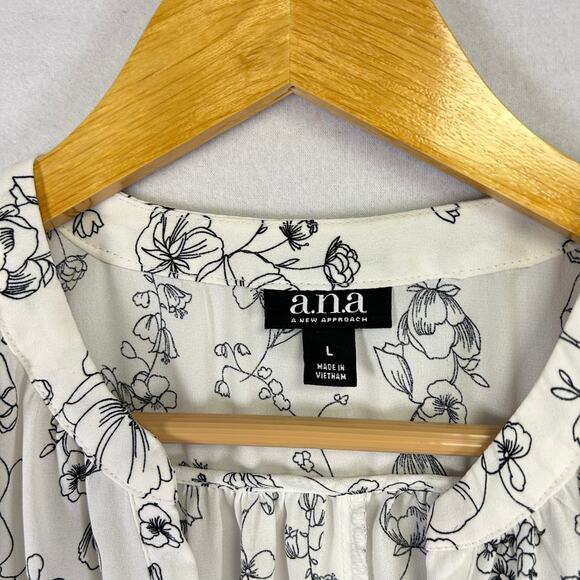 Woman's Dress Shirt Bundle - Size Large Professional Career Formal Office - Picture 3 of 13